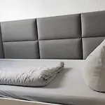 Zur Faehre