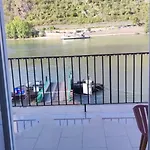 Zur Faehre Szálloda