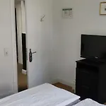 Zur Faehre