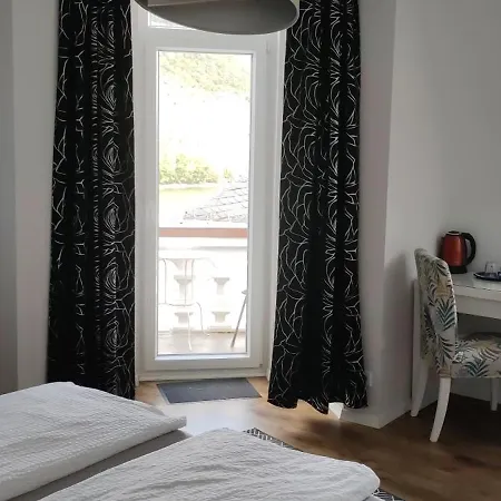 Zur Fähre * Boppard