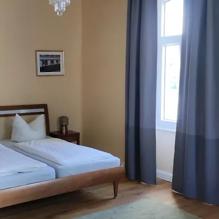 Zur Faehre