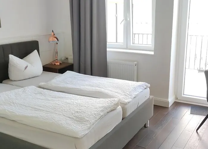 酒店 Zur Faehre 博帕德